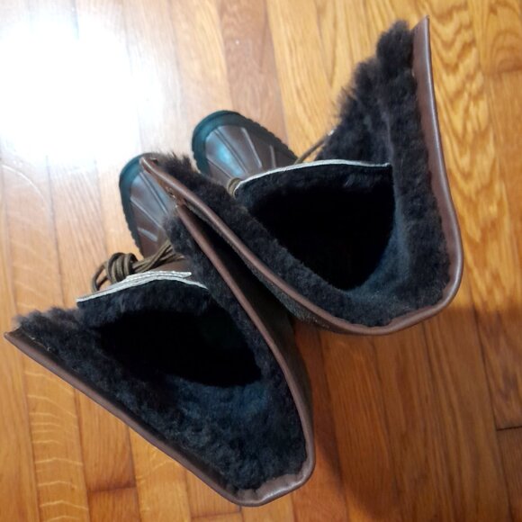 SOLD🟠🟠🟠🟠🟠🟠UGG Tall Adirondack Women's Boots Dark Brown Black Size 8 - Picture 12 of 16